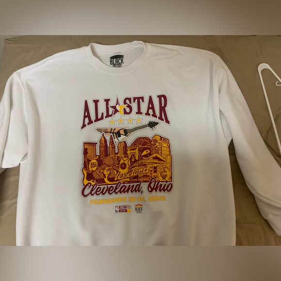 NBA 2022 All Star Game Cleveland Sweater - Picture 1 of 2